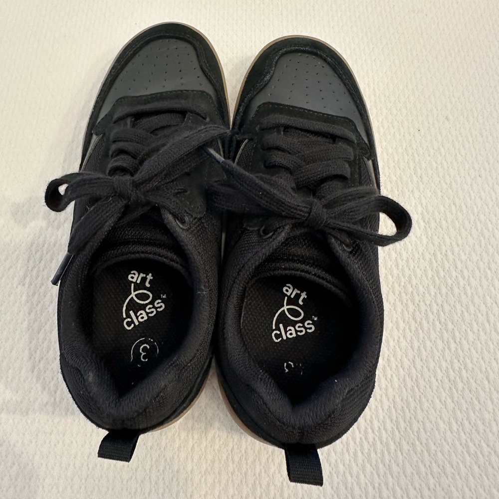 Black and Brown Boys Sneakers - Picture 5 of 8